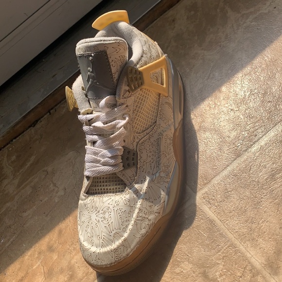 Jordan lazer 4s - Picture 5 of 7